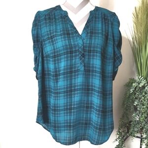 Torrid Harper Pullover 3/4 Sleeve Relaxed Blouse with Mandarin Collar